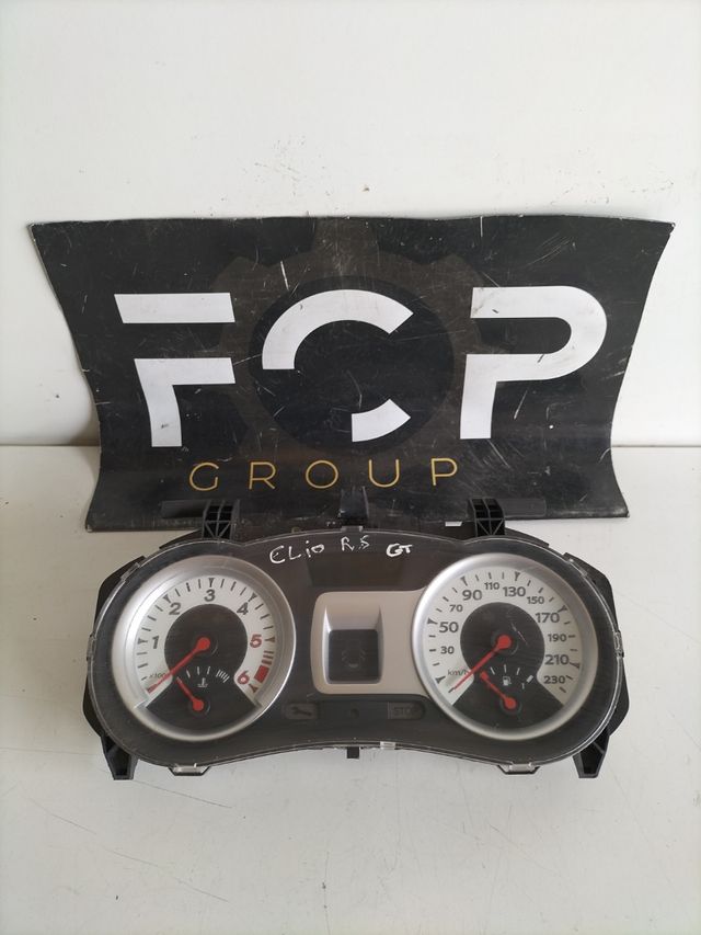 Cuadro de intrumentos Renault Clio 3 GT 1.5 DCI / referencia original : 8201060312