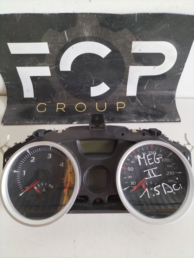 Cuadro de intrumentos Renault Megane II       referencia original  : 8200408798