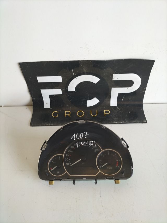 Cuadro de intrumentos Peugeot 1007  1.4 HDI Referencia original : 9658241780