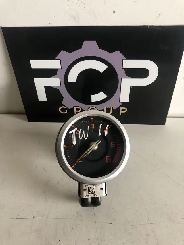 Cuadro de instrumentos /Tacómetro Renault Twingo 2 1.5 Dci Diesel Referencia original : 8200516798