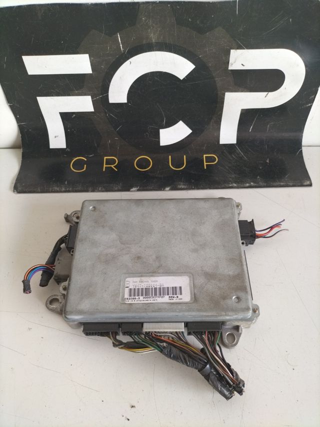 Centralita motor Jaguar X-type
referencia original : YW4T-13B524-BA