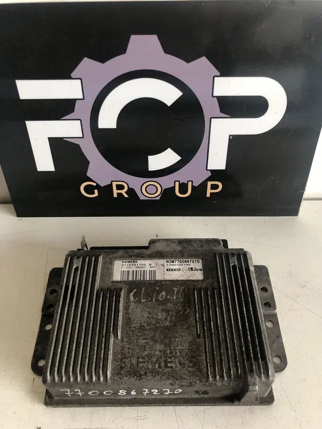 Centralita Motor Renault Clio II Gasolina Referencia original : 7700867270 / 7700103798 Referencia Siemens : S115301102