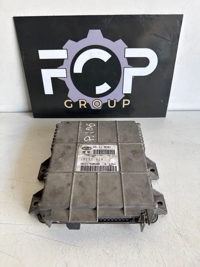 Centralita de motor para vehículos Peugeot y Citroen. Referencia original : 9621760680 16227.024