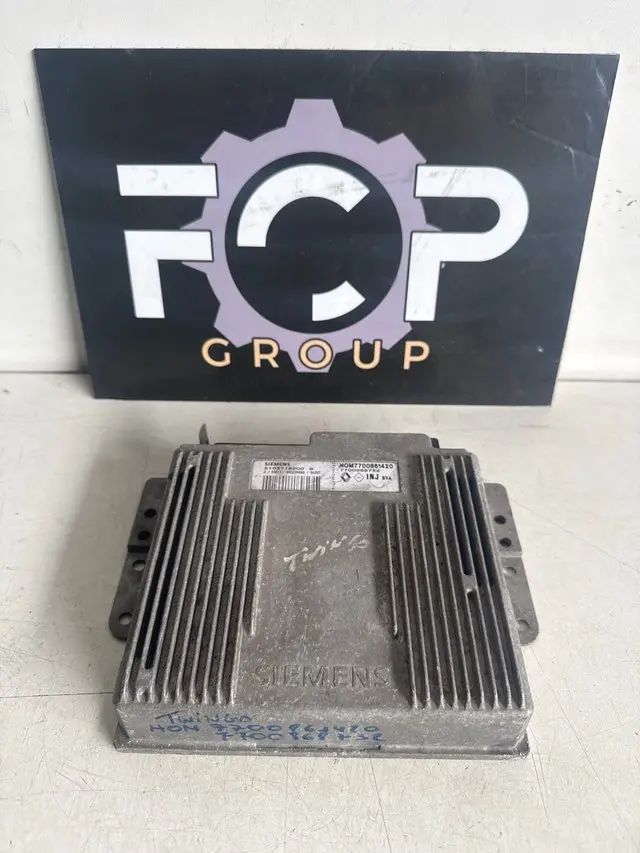 Centralita Motor Renault Twingo1 marca : Siemens Referencia original : 7700861420 - 7700868732 Referencia Siemens : S103718200