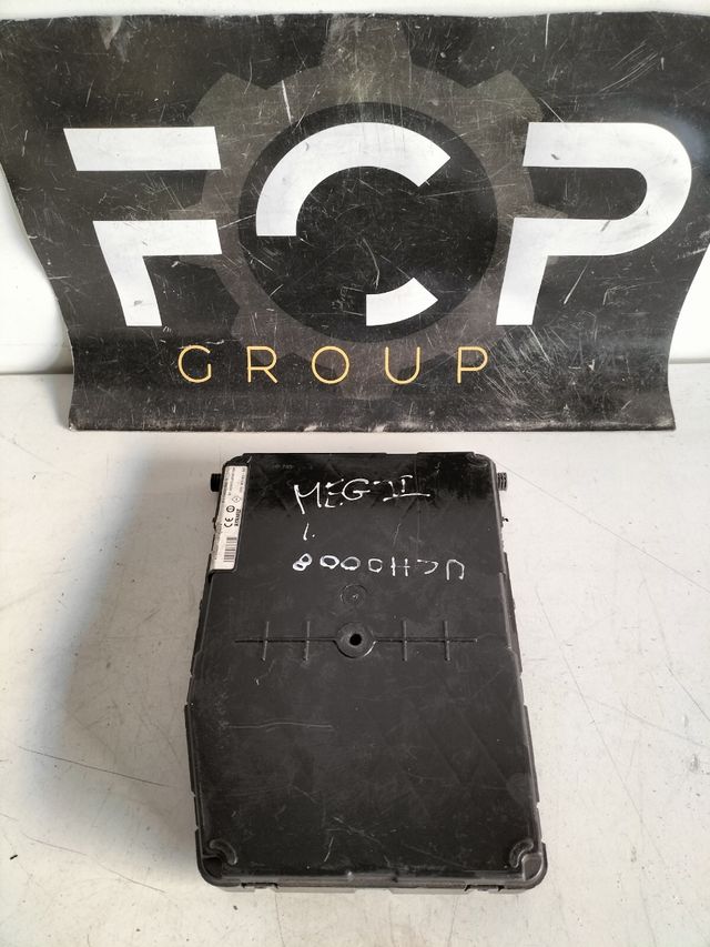 Caja de reles UCH Renault Referencia original : 8200305576