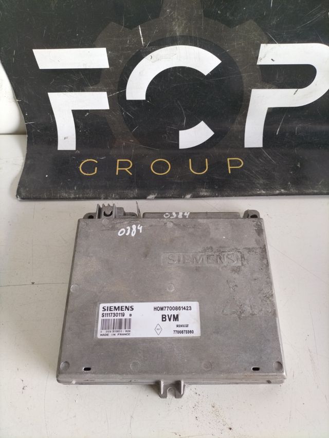 Centralita motor Renault Clio Referencia original : 7700861423 - 7700873360 Referencia Siemens : S111730119