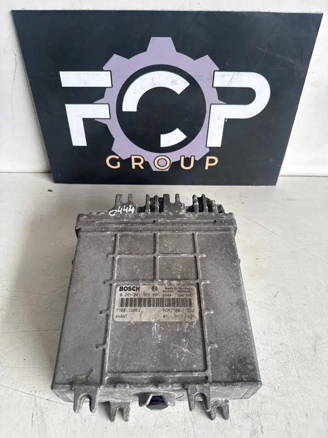 Centralita motor Renault 1.9 DTI Ref : 7700111552 - 7700113863 Referencia Bosch : 0281001969