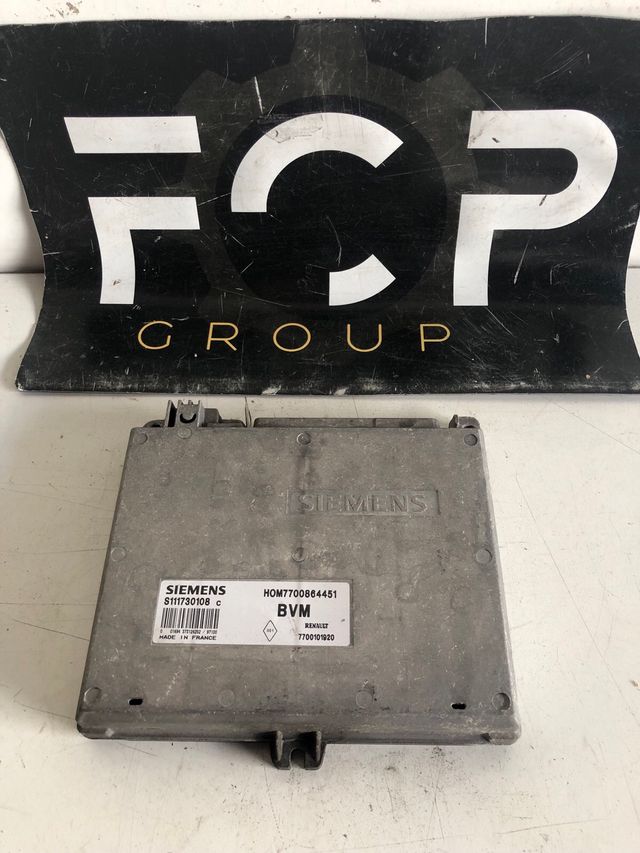 Centralita motor Renault Referencia original : 7700864451 - 7700101920 Referencia Siemens : S111730108