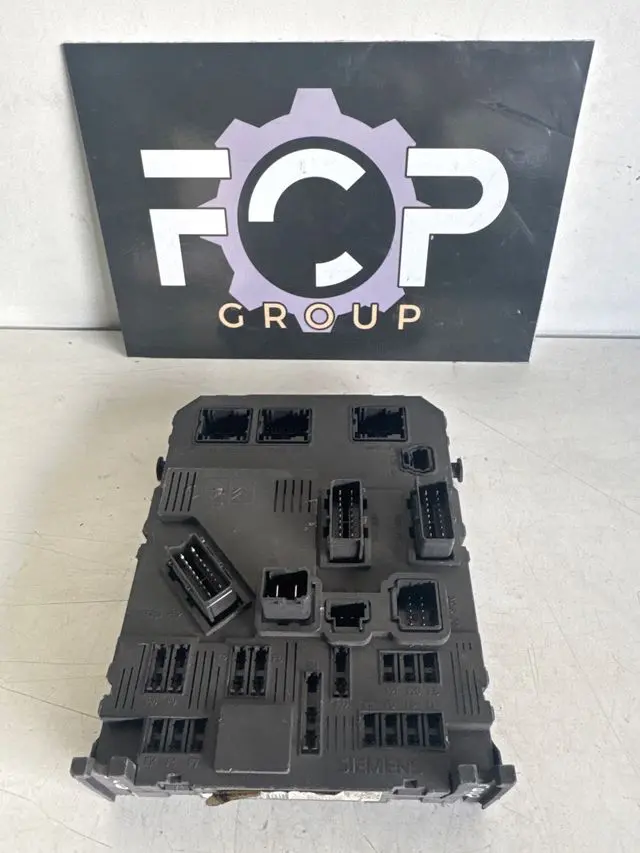 BSI E02-00 siemens Peugeot / Citroen Referencia original : 9646777380 Referencia Siemens : S118085210