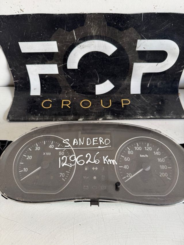 Cuadro de intrumentos Dacia Sandero con 129626 km Referencia original : 248101432R