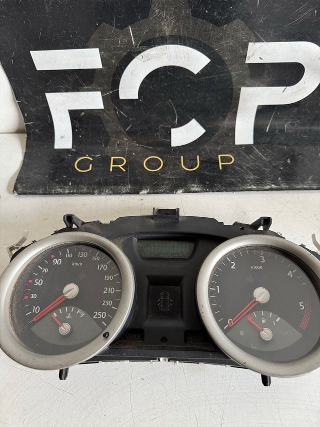 Cuadro de instrumentos Renault Megane 2 1.5 DCI Referencia original : 8200399695