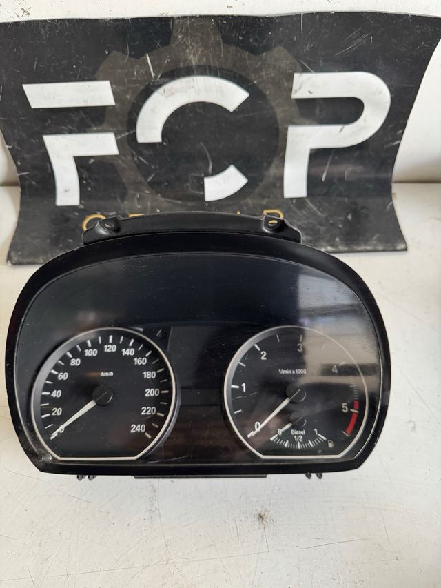 Cuadro de instrumentos BMW Seria 1 Referencia original : 1024952-62 - 9122591-01 - 100156859 - IK912259101W