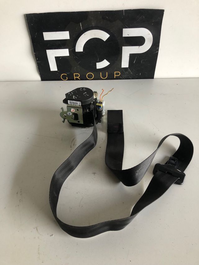 Cinturón delantero izquierdo Peugeot 207 CC cabrio Referencia original : 96532258XX