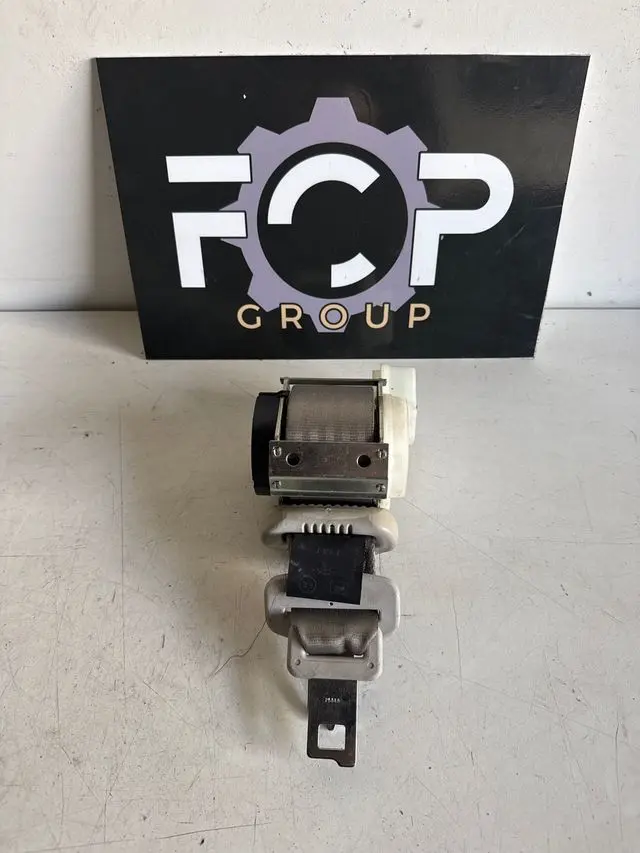 Cinturón de seguridad central para Fiat Idea 2004-2010