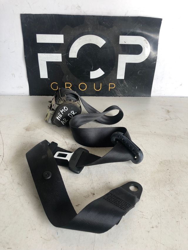 Cinturón de seguridad trasero derecho Peugeot bipper / Citroën Nemo Referencia original : 7354644850E