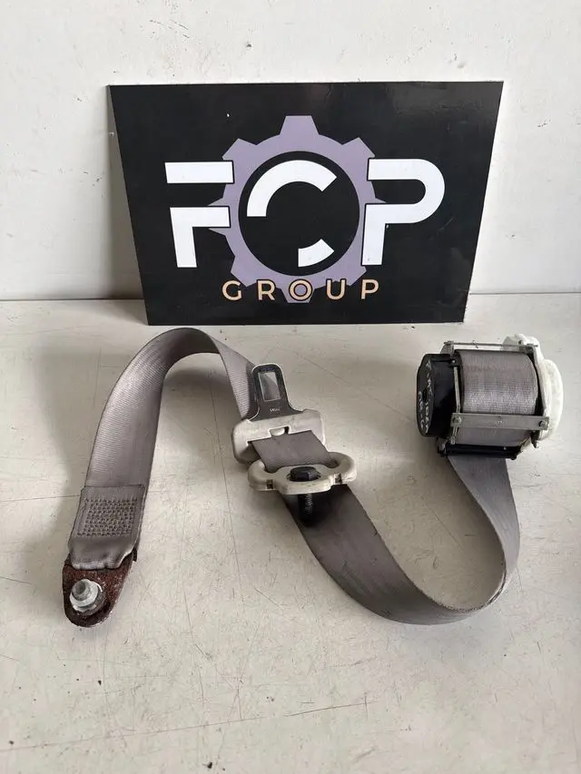 Cinturón de seguridad trasero izquierdo Fiat Idea 2004-2010