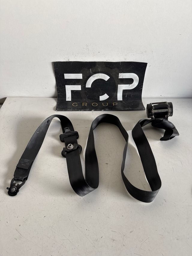 Cintruron de seguridad delantero derecho / izquierdo Renault trafic / Opel vivaro / Nissan primastar II 2001-2014 Referencia Renault : 8200696515 / 696515