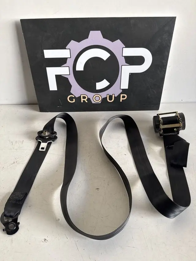 Cinturon de seguridad delantero izquierdo Renault trafic II / Nissan primastar II / Opel vivaro II 2001-2014 Referencia original : 004721 / 8200004721 / 65858 p