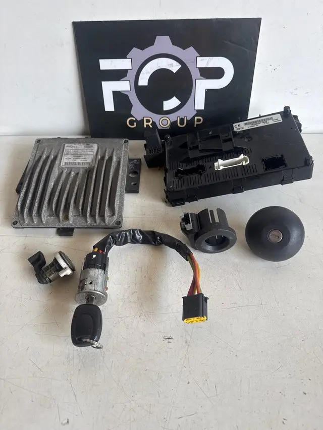 Kit de arranque para Renault Clio 2 con motor 1.5 DCI Centralita motor (ECU) Delphi Referencia : 8200303619 - 8200129063 DDCR UCH referencia : UCH N1 8200207134 C V4.7
