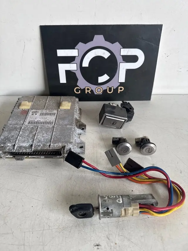 Kit de arranque completo para Peugeot 405 1.6 gasolina G6.100B07 ECU Magneti Marelli referencia : 9611159580 + cerradura de encendido con llave + Bombines de puertas.