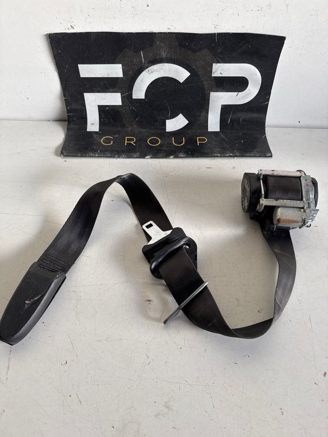 Cinturon de seguridad delantero derecho Renault scenic III  / 2009-2016 Referencia original : 868840015R