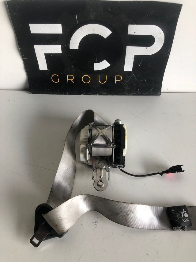 Cinturon de sucuridad Renault clio III RS