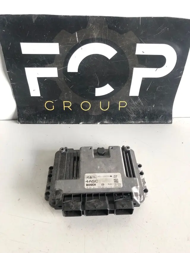 Centralita motor Ford / Bosch Referencia Boch : 0281011533 Referencia Ford : 3M5112A650 / 4ASC / T5BVX