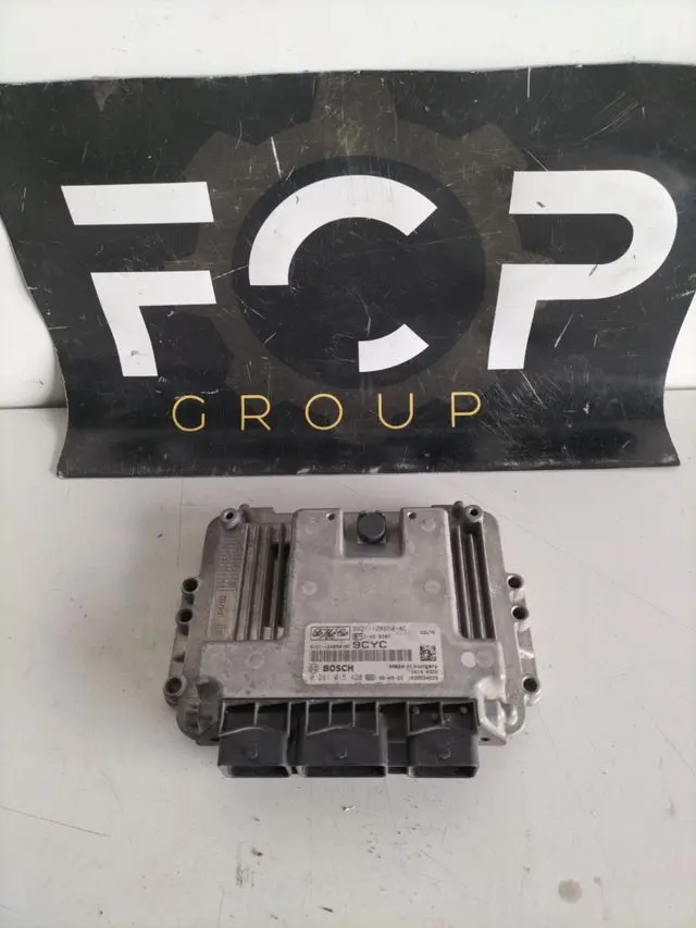 Centralita motor Ford Referencia Bosch : 0281015428 Referencia original : 9V2112A650AC