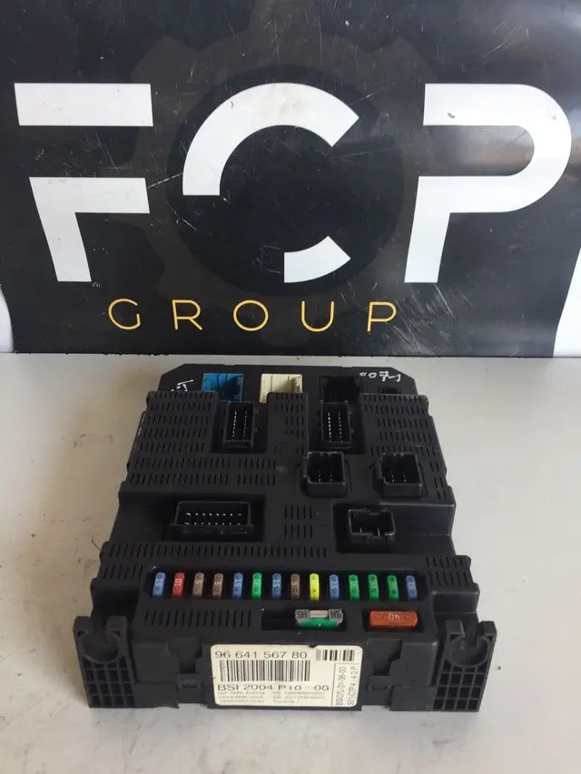 BSI Caja reles Peugeot / Citroën Referencia original : 9664156780