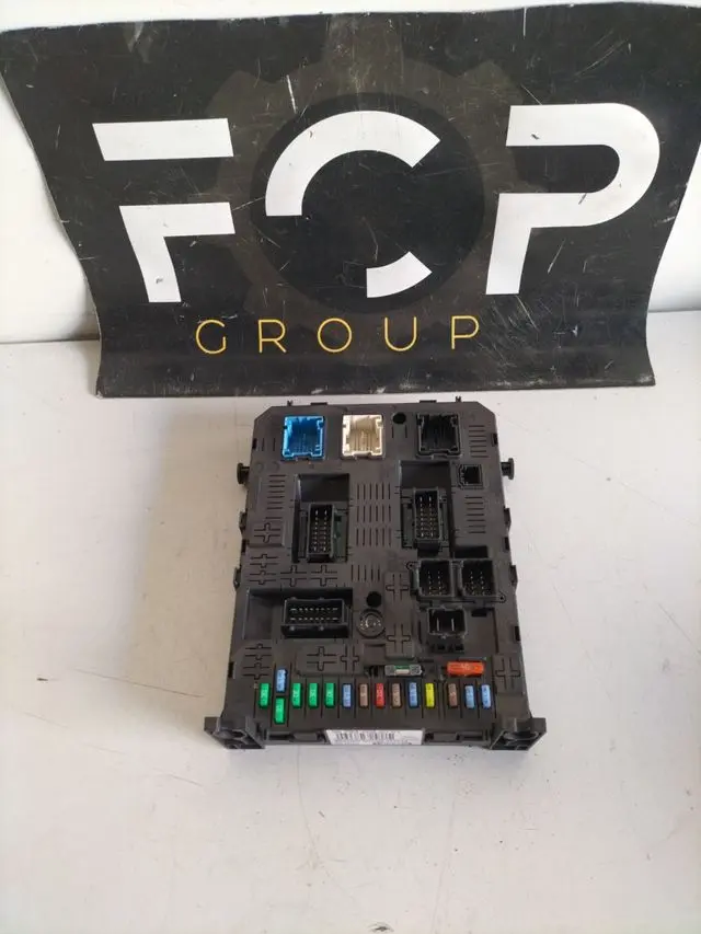 BSI Peugeot Citroën Referencia original : 9678476880 (codigo interno : BSI0017)