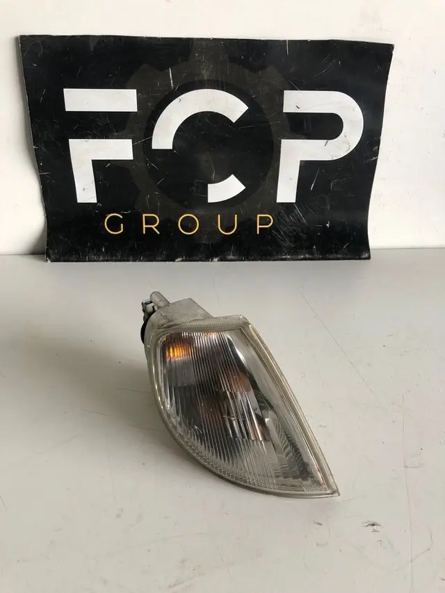 Intermitente / indicador de dirección delantero derecho citroën saxo MK1