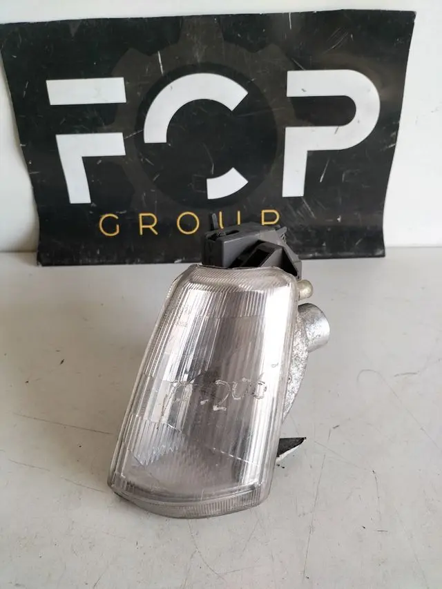 Piloto intermitente delantero izquierda Peugeot 205
