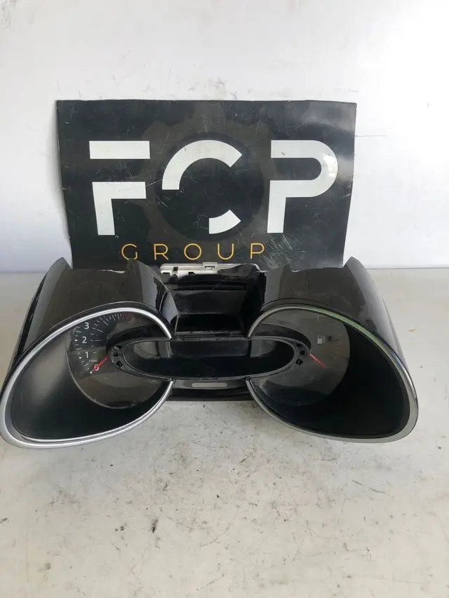 Cuando de instrumentos Renault clio 4 Referencia original : 248101135R