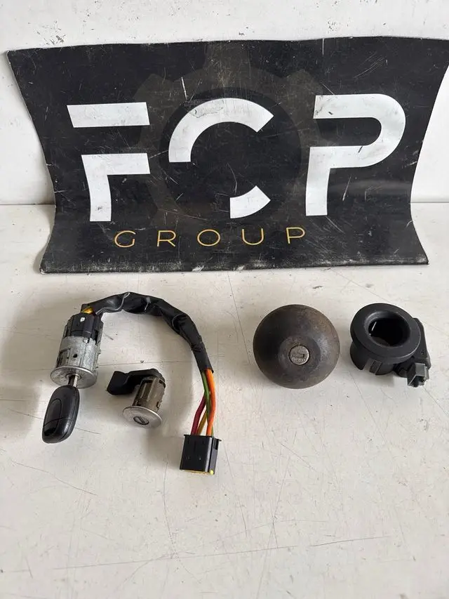 Clausor + cerradura Renault Clio 2