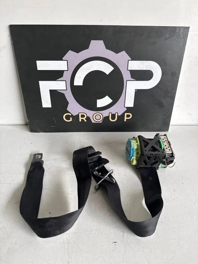 Cinturon de seguridad delantero izquierdo Citroën c4 picasso referencia original : 9654964477