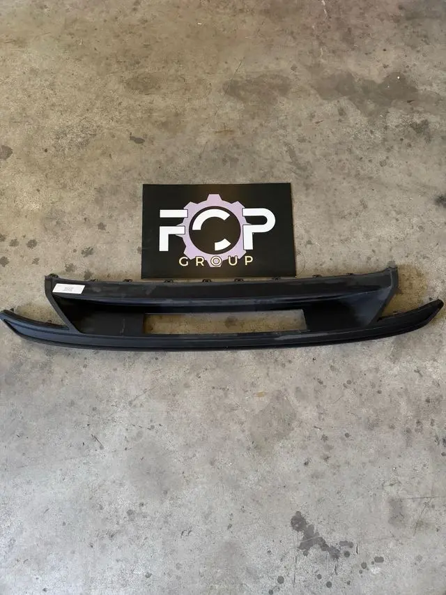 Alerón Difusor Parachoques Audi A3 8Y Sportback Desde 2020             
Referencia Original : 8Y4807521.