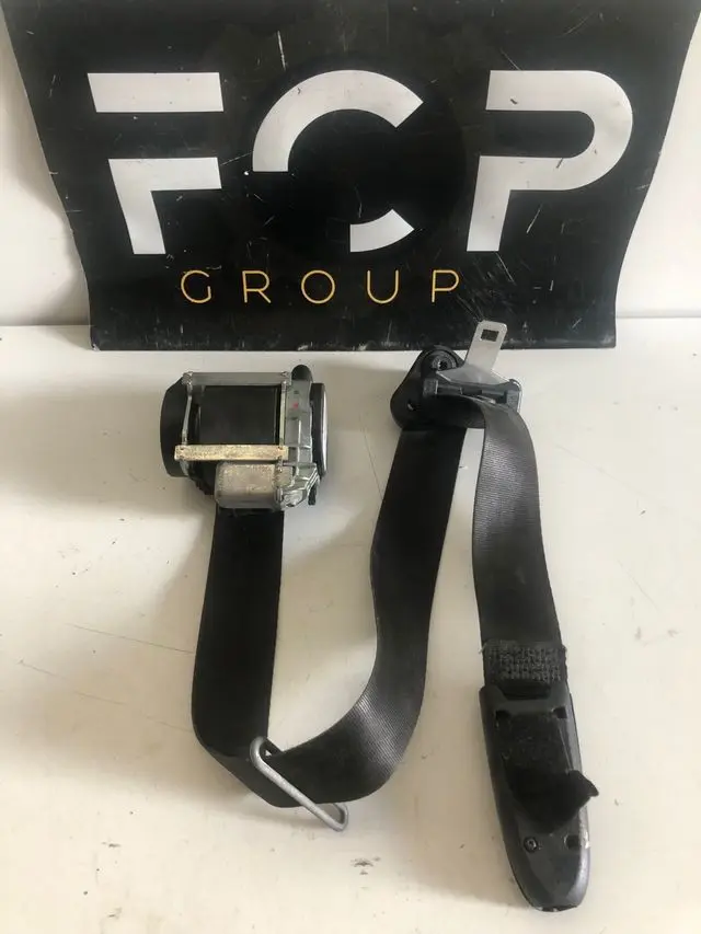 Cinturón de seguridad delantero izquierdo Renault Scenic 3 Referencia original : 88850012R