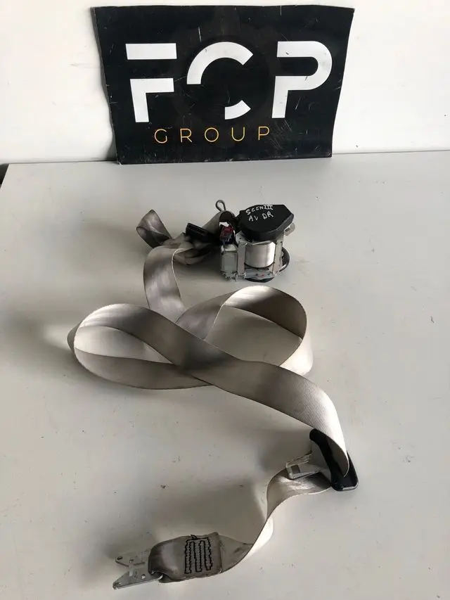 Cinturón de seguridad delantero derecho Renault scenic III 2009-2016 Referencia original : 868843307R