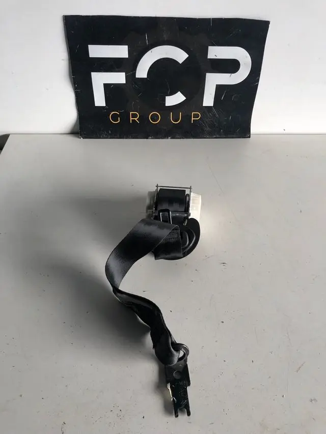 Cinturón de seguridad trasero derecho peugeot 308 9/2013+ Referencia original : 98087918XX