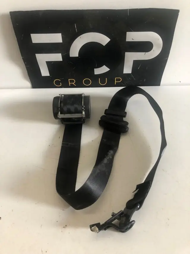 Cinturón de seguridad trasero derecho Peugeot 308sw Referencia original : 96814181XX