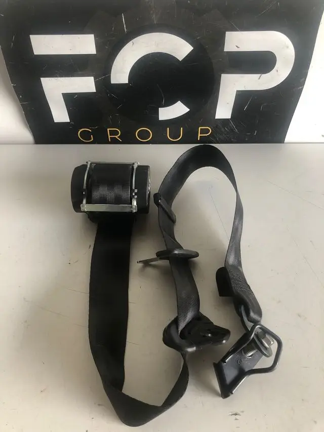 Cinturón de seguridad trasero izquierdo Peugeot 308 Referencia original : 96814182XX