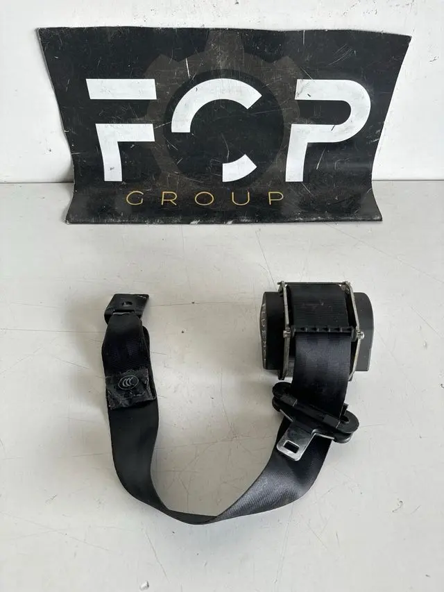 Cinturon de seguridad trasero derecho / izquierdo Renault fluence Referencia original : 888400034R