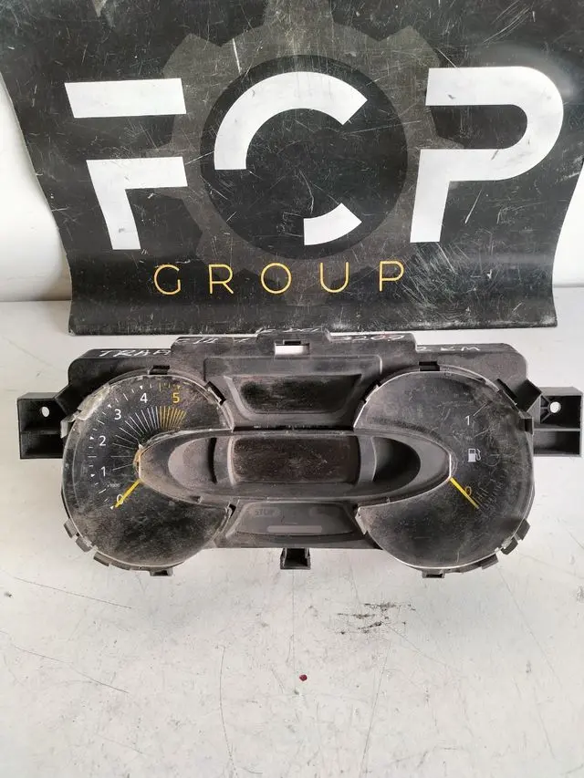 cuadro de instrumentos Renault TRAFIC 3 1.6 DCI con 32092 km Referencia original Renault : 248103774R