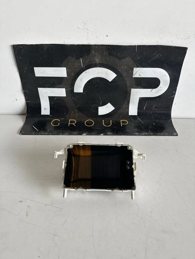 Pantalla multifuncion ford fiesta IV Referencia : AA6T18B955BB