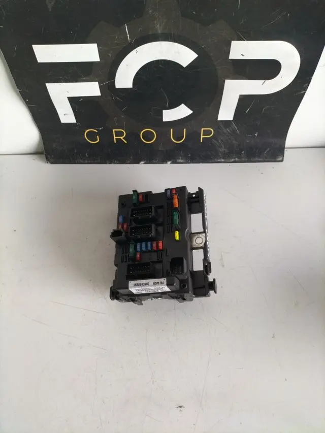 Caja de reles / fusibles delphi BSM B4 Citroën/Peugeot Referencia original : 9650663980