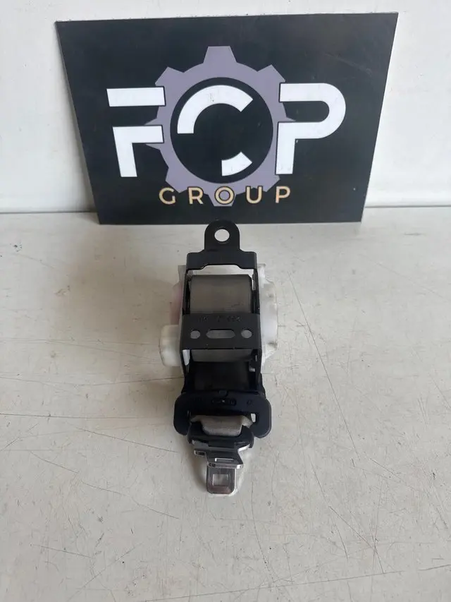 Cinturon de seguridad trasero central Peugeot Partner / Citroen Berlingo Referencia  original : 96815097GW