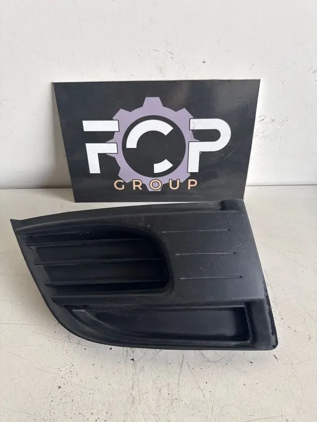 Rejilla / deflector de paragolpe parte delantera izquierda Citroen C4 Picasso