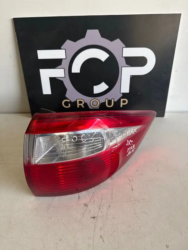 Piloto trasero para Ford Focus C-Max seria 2 Referencia original : AM5113404BE - 89502670