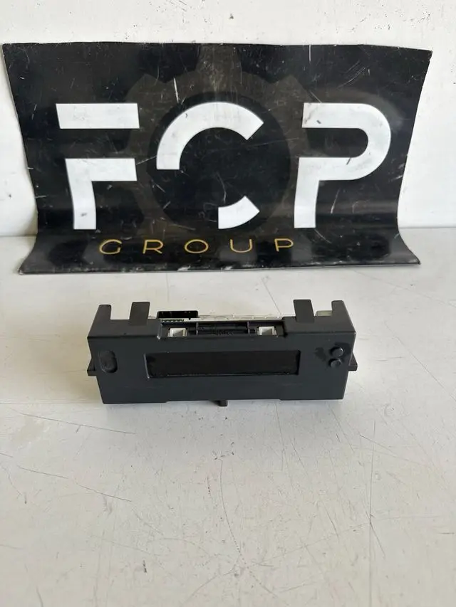 Pantalla multifuncion Renault clio III RS Referencia original : 8200307273
