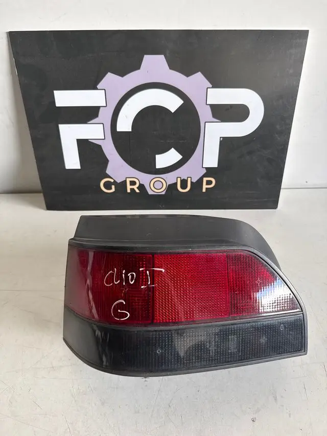 Piloto trasero izquierdo para Renault Clio I Referencia original : 7700796117 / 7700796119